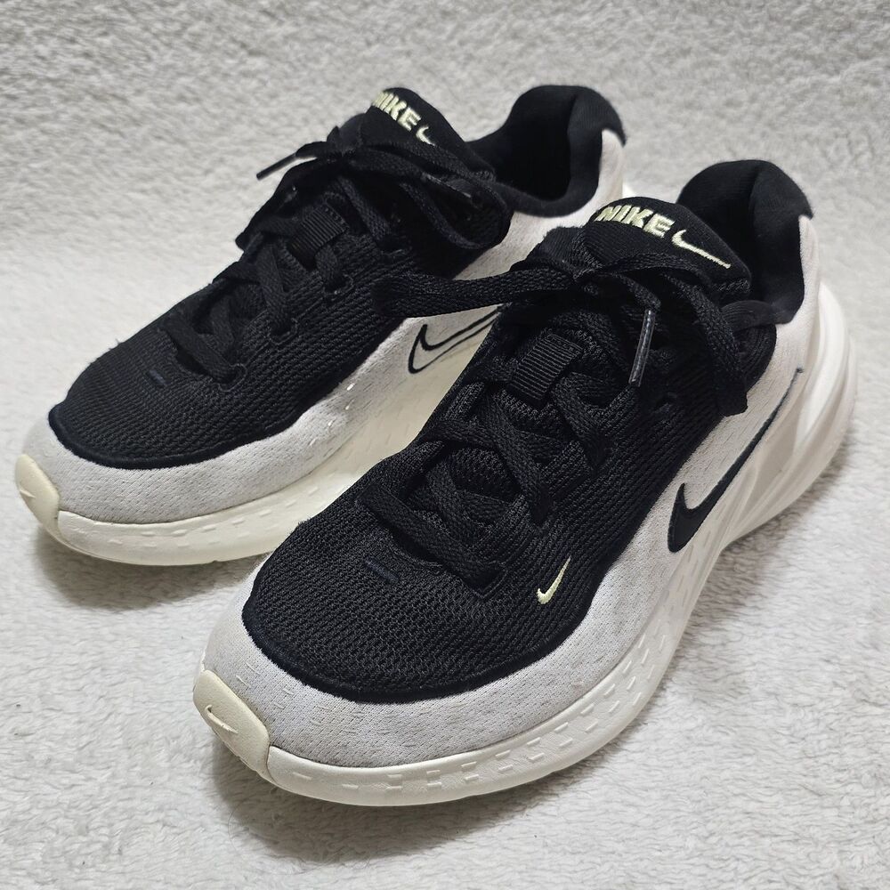 Nike Uplift SC GS Sneaker Kids Youth Size 5.5 Black / Cream IF1749-100 Shoes